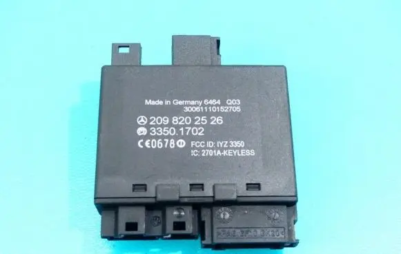 Mercedes-Benz CLK A209 C209 Central body control module 2098202526 IMPRK983366