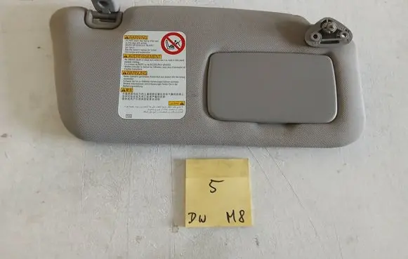Volkswagen Golf IV Sun visor