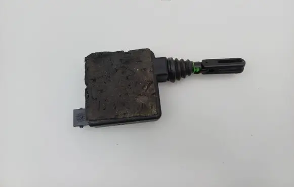 Audi A8 S8 D2 4D Tailgate boot lock/latch motor 