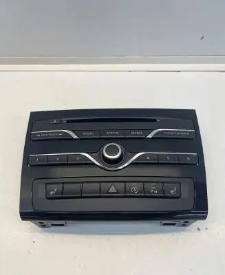 Head unit multimedia control