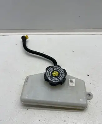 Tesla Model X Brake fluid reservoir 162068100A 02048647LY