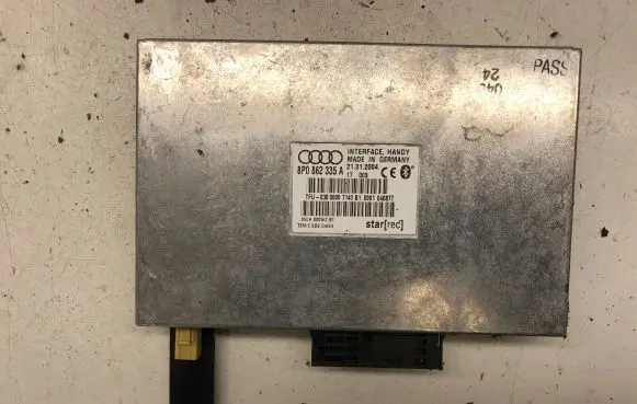 Audi A4 S4 B6 8E 8H Bluetooth control unit module 8P0862335A