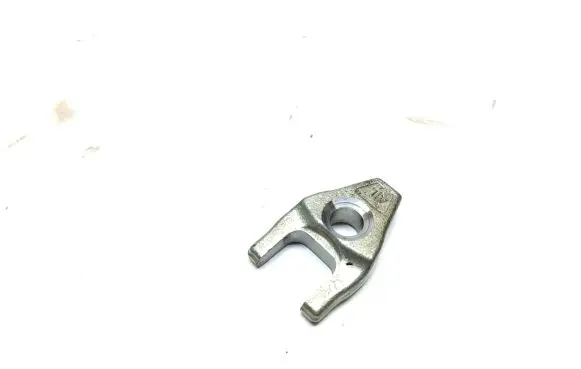 Nissan Navara D23 Fuel Injector clamp holder