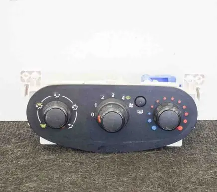 Dacia Sandero Interior fan control switch N106277R