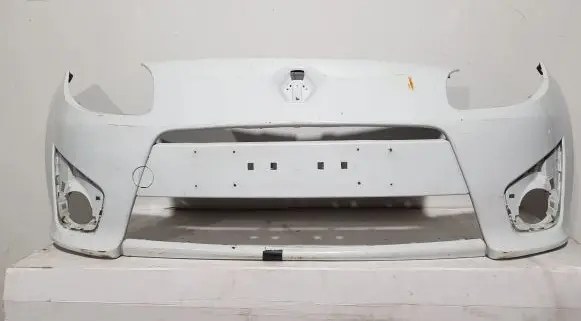 Renault Twingo II Front bumper 8200867585