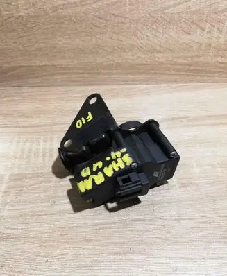 Volkswagen Sharan Vent window/glass motor 7M0847100