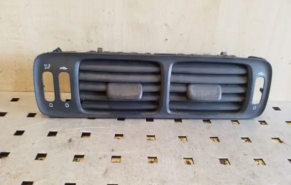 Volvo S70 V70 V70 XC Dash center air vent grill 9177528