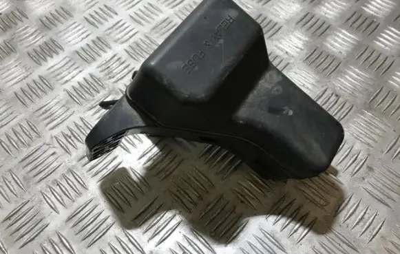 Toyota Avensis T250 Fuse box set