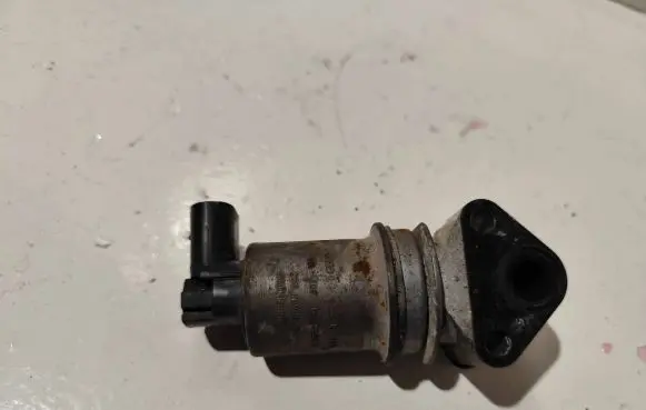 Audi A4 S4 B6 8E 8H EGR valve 06B131501A 72278519