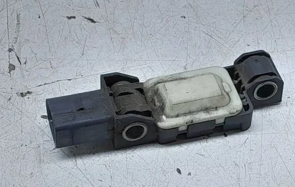 Volkswagen Phaeton Airbag deployment crash/impact sensor 7L0909606D