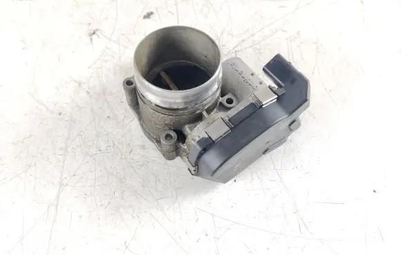 BMW X5 F15 Throttle valve 7588625 4263917875 A2C83786800