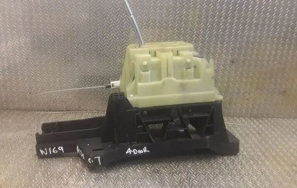 Mercedes-Benz A W169 Gear selector A1693700709 1693700709