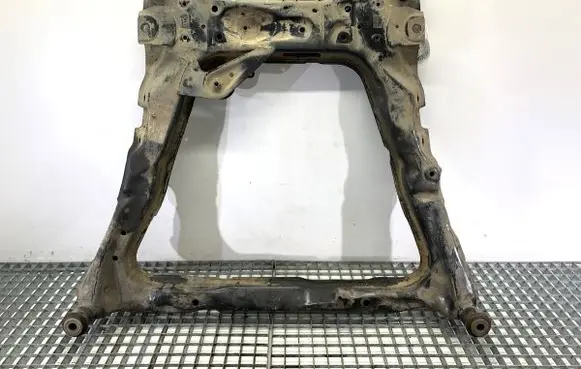 Nissan Qashqai Front subframe