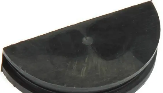 Mazda 616 - 618 Front door rubber seal J1233001