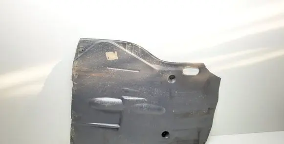 Toyota Corolla Verso E121 Engine splash shield/under tray