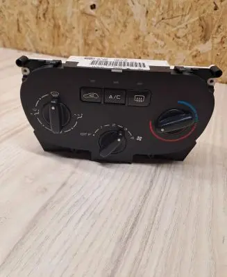 Peugeot 307 Climate control unit 593240000