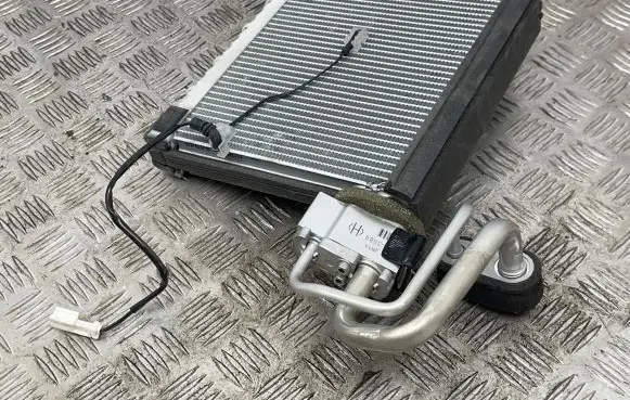 Honda CR-Z Heater blower radiator 03M018494B