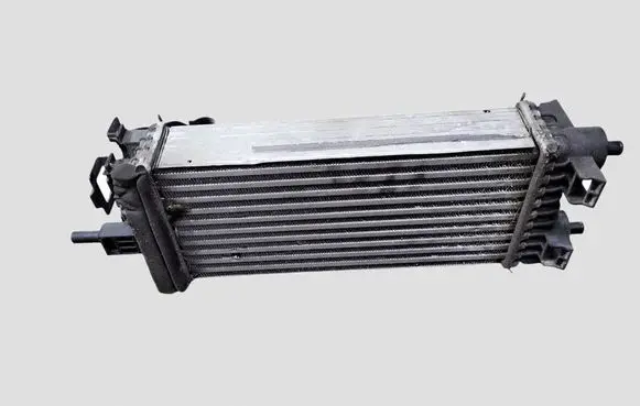 Ford Focus Intercooler radiator CV619L440VC X1436002