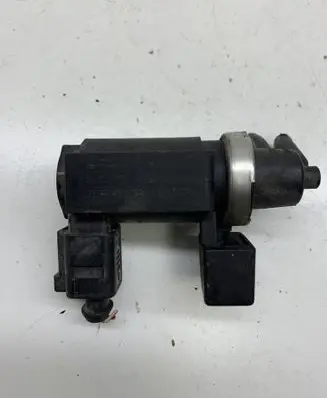 Audi A4 S4 B6 8E 8H Turbo solenoid valve 8E0906628 72290333