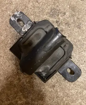 Volvo S60 Engine bonnet/hood lock/catch 31218878 13W142