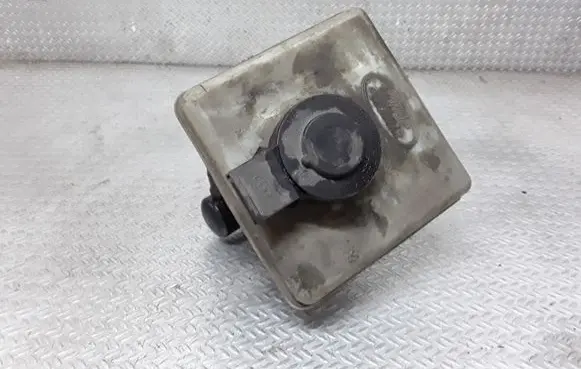 Master brake cylinder