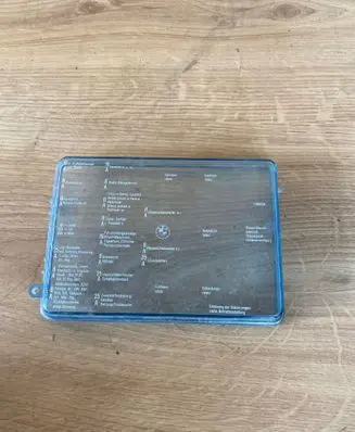 BMW 5 E28 Fuse box cover 