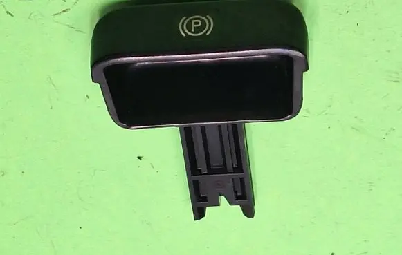 Mercedes-Benz C W203 Hand brake release handle 2034270620