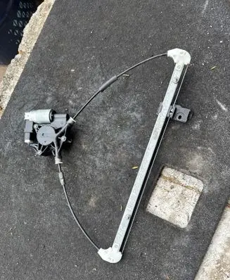 Mazda 3 I Rear door window regulator with motor CM011750