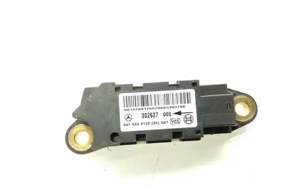 Mercedes-Benz C W203 Airbag deployment crash/impact sensor 0018209126