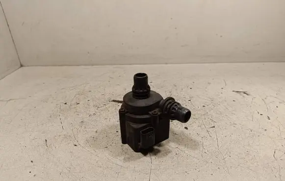 BMW X5 F15 Electric auxiliary coolant/water pump 8511748