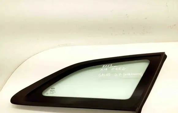 Rear vent window glass
