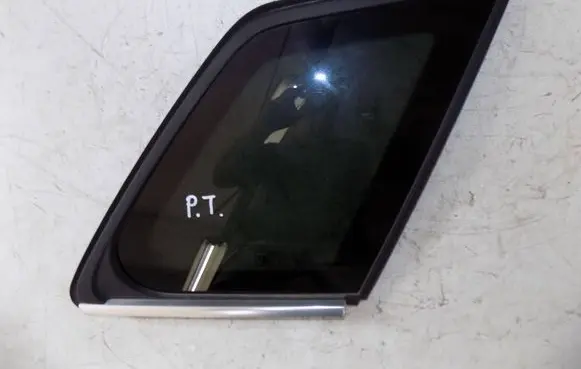 Audi Q4 e-tron Rear side window 89A845298A