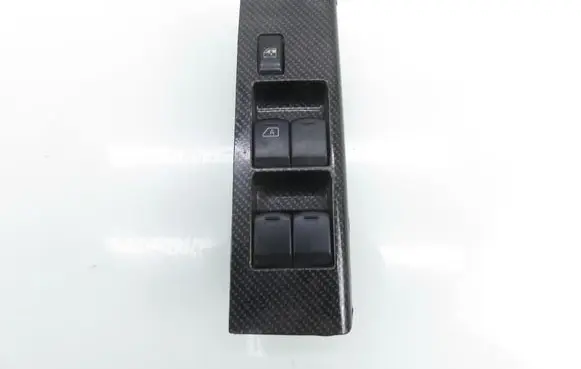 Nissan Navara Electric window control switch 