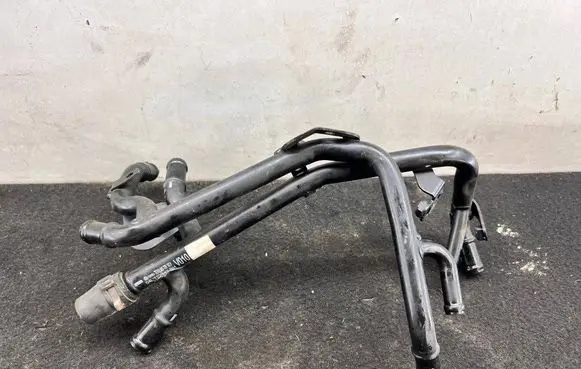 Audi A6 S6 C7 4G Engine coolant pipe/hose 04L122157BH