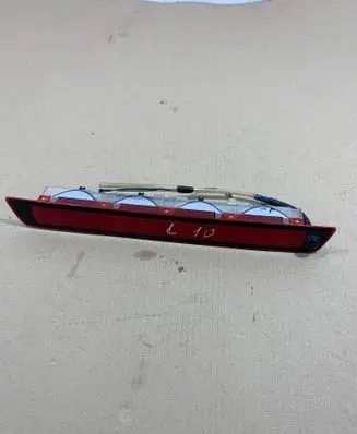 Suzuki Grand Vitara II Third/center stoplight 3581065J0