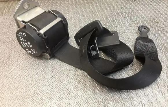 Mercedes-Benz E W211 Middle seatbelt (rear) A2118607785 2118607785
