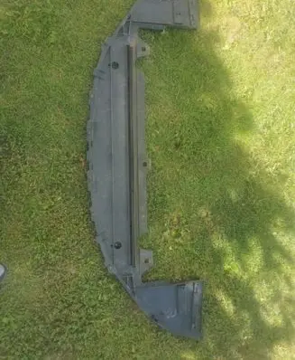Volvo S80 Front bumper skid plate/under tray 30655172