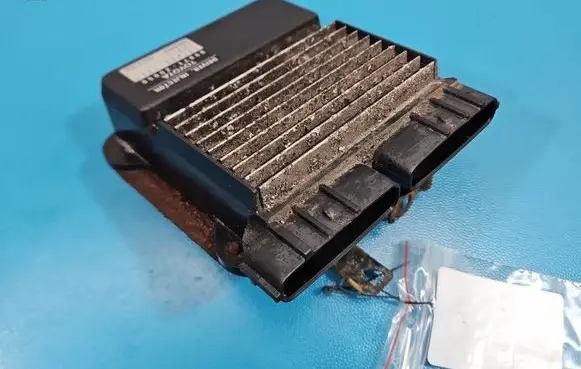 Toyota Avensis T250 Central body control module 8987120050 IMPRK1543874