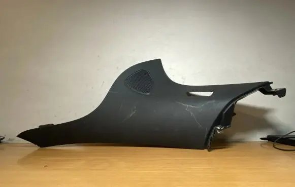 Mercedes-Benz GLC X253 C253 (C) pillar trim A2536902425 C1767