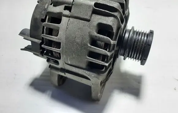 Volkswagen Golf VII Generator/alternator 466290624