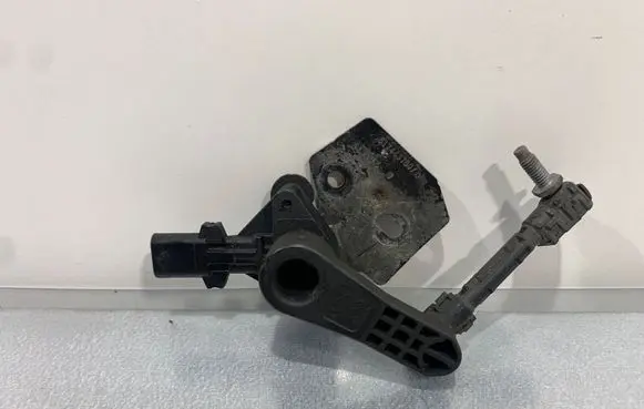 Peugeot 5008 Headlight/headlamp level sensor 9817143780
