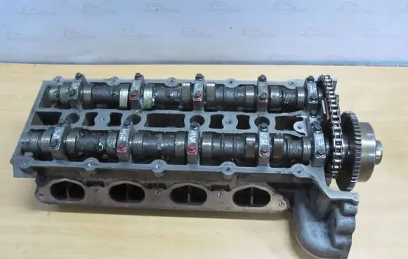 Jaguar XK8 - XKR Engine head 117GB