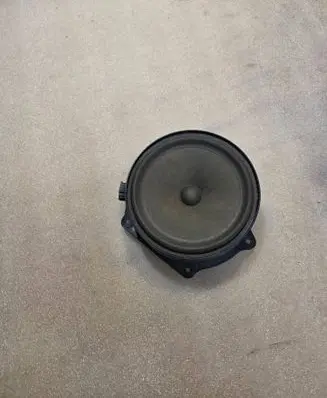 Audi A2 Front door speaker 8Z0035411 8637611205