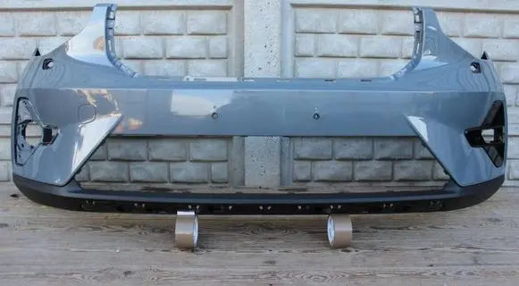 Volvo XC40 Front bumper 31690933