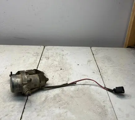 Mercedes-Benz ML W163 Vacuum pump A1634300032 86221300 A0004351401