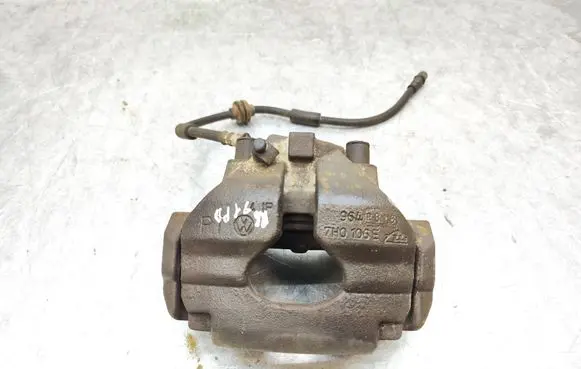 Volkswagen Transporter - Caravelle T5 Front brake caliper 7H0106E