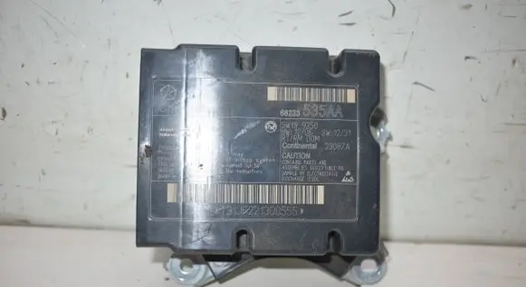 Chrysler Town & Country V Airbag control unit/module 68233535AA