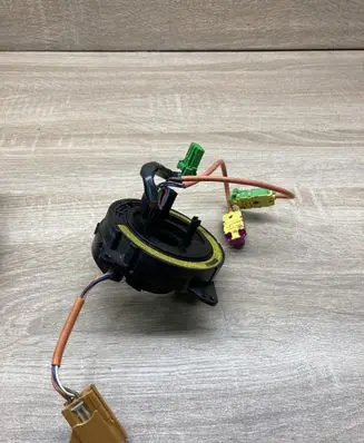 Volvo XC70 Airbag slip ring squib (SRS ring) 8TK1534