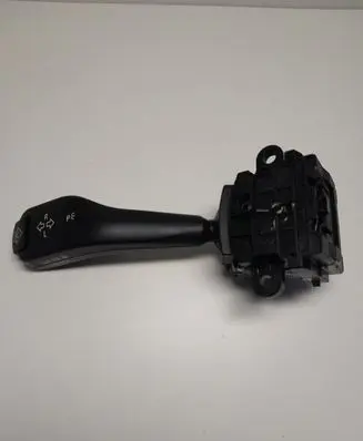 BMW 5 E39 Indicator stalk 8363668K