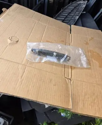 Opel Astra K Front bumper mounting bracket 39086891